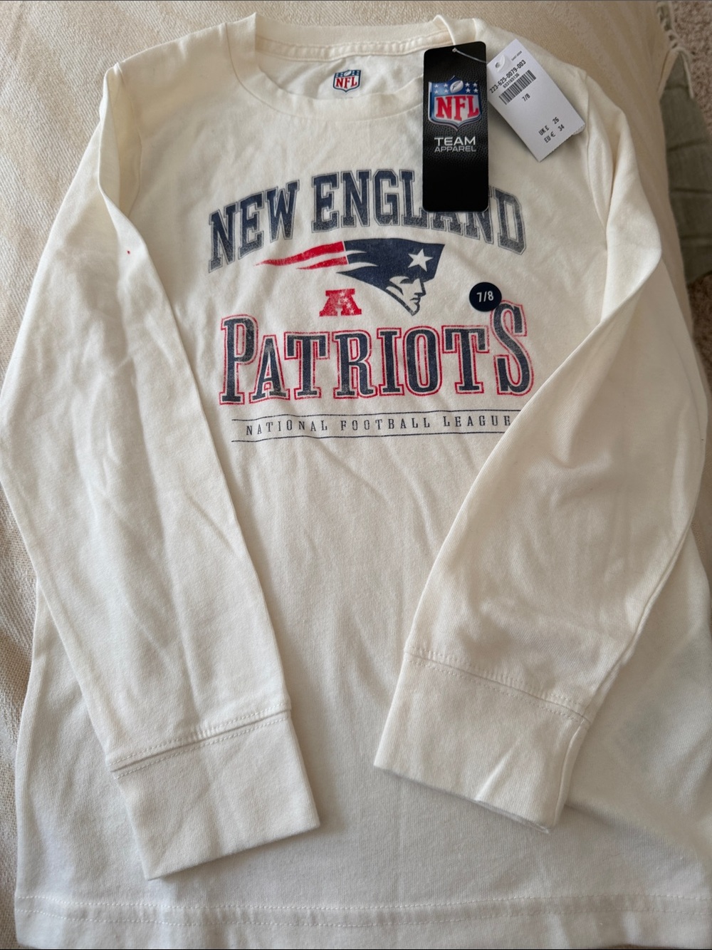NFL New England Patriots White Crewneck T-Shirt with Team Logo